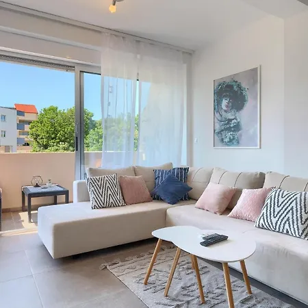 Ellis Apartment Medulin